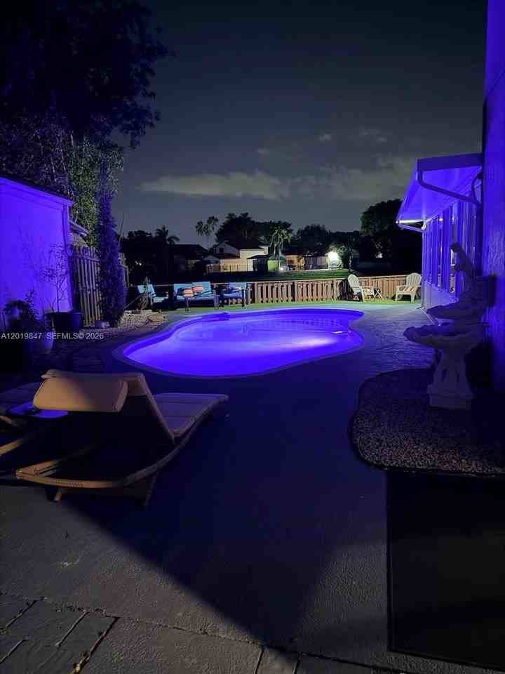 17722 Nw 63rd Ct - Photo 5 of 37