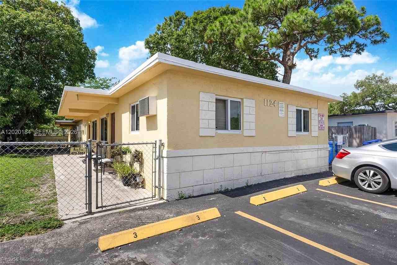 1124 Nw 2nd St #2
