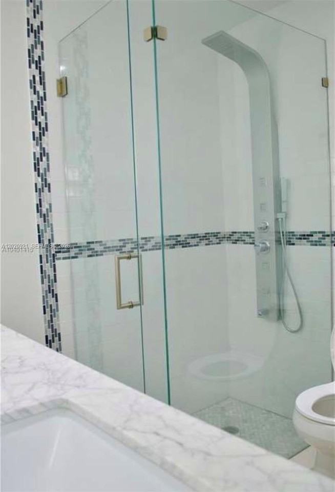 9551 Nw 19th Pl - Photo 4 of 12