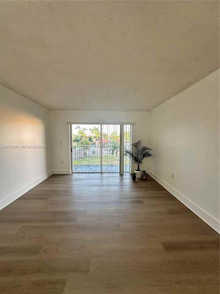 4810 Nw 79th Ave #204 - Photo 2 of 14