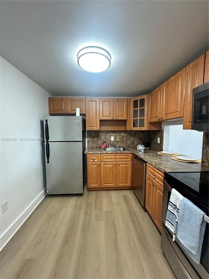 4810 Nw 79th Ave #204 - Photo 3 of 14