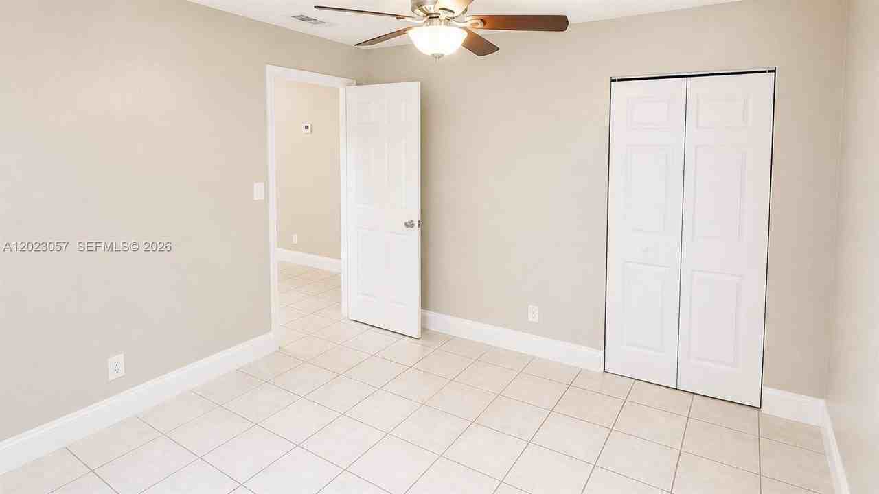 2845 Nw 13th Ct #1 - Photo 5 of 8