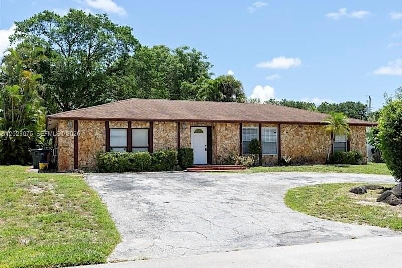 3910 Nw 4th Ct #3910 - Photo 2 of 34