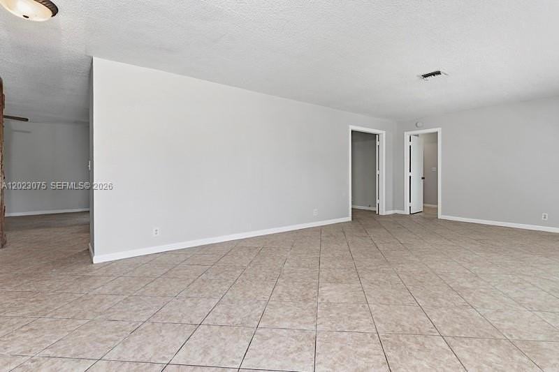 3910 Nw 4th Ct #3910 - Photo 3 of 34