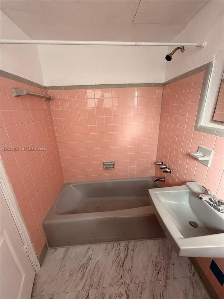 154 W 26th St #2 - Photo 7 of 7