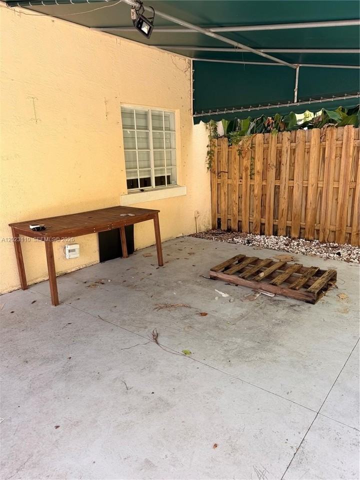 18674 Sw 100th Ave #18674 - Photo 7 of 11
