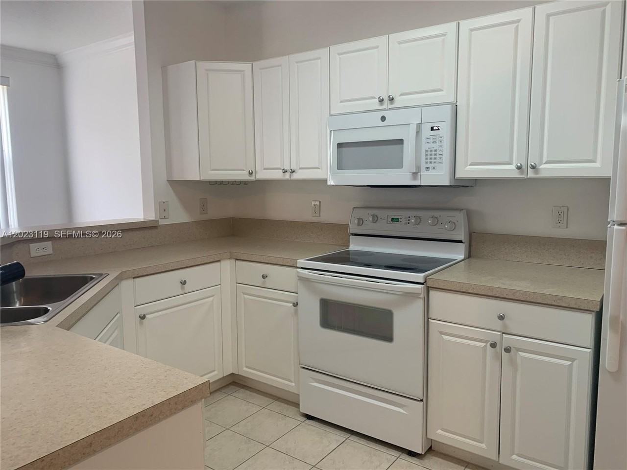 4702 Sw 160th Ave #325 - Photo 5 of 14