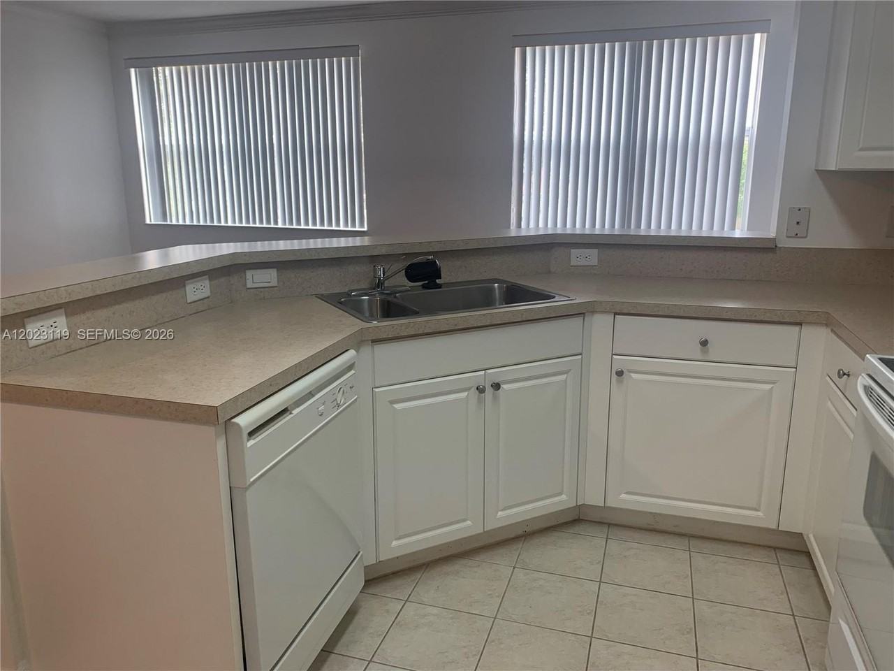4702 Sw 160th Ave #325 - Photo 7 of 14