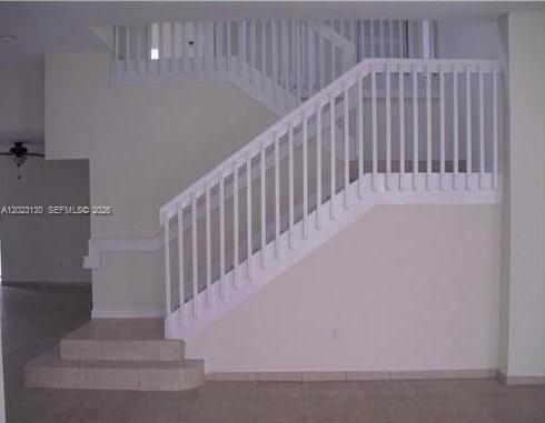 1423 Ne 40th Rd #1423 - Photo 3 of 7