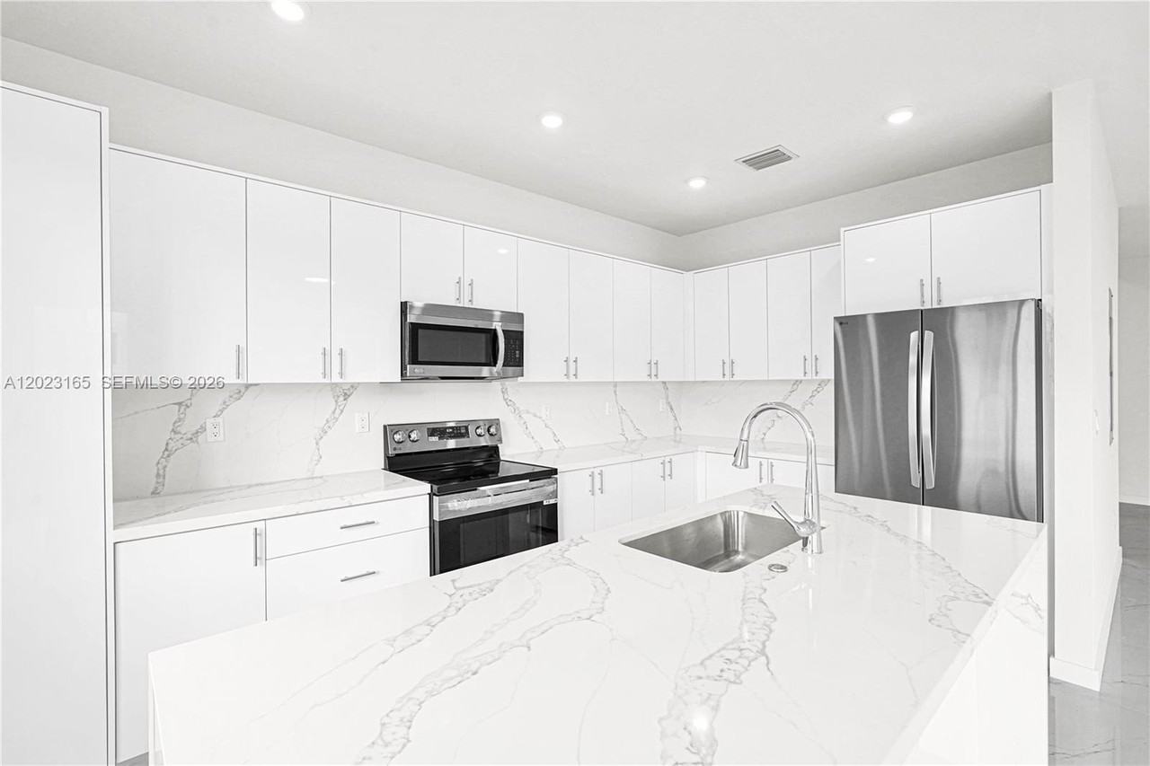 22555 Sw 125th Ave #13A - Photo 5 of 49