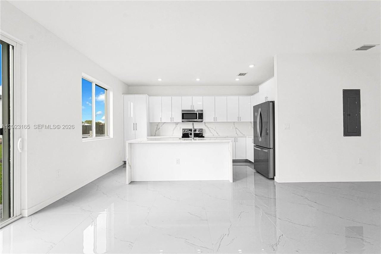 22555 Sw 125th Ave #13A - Photo 6 of 49