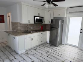 3837 Ne 17th Ave - Photo 1 of 1