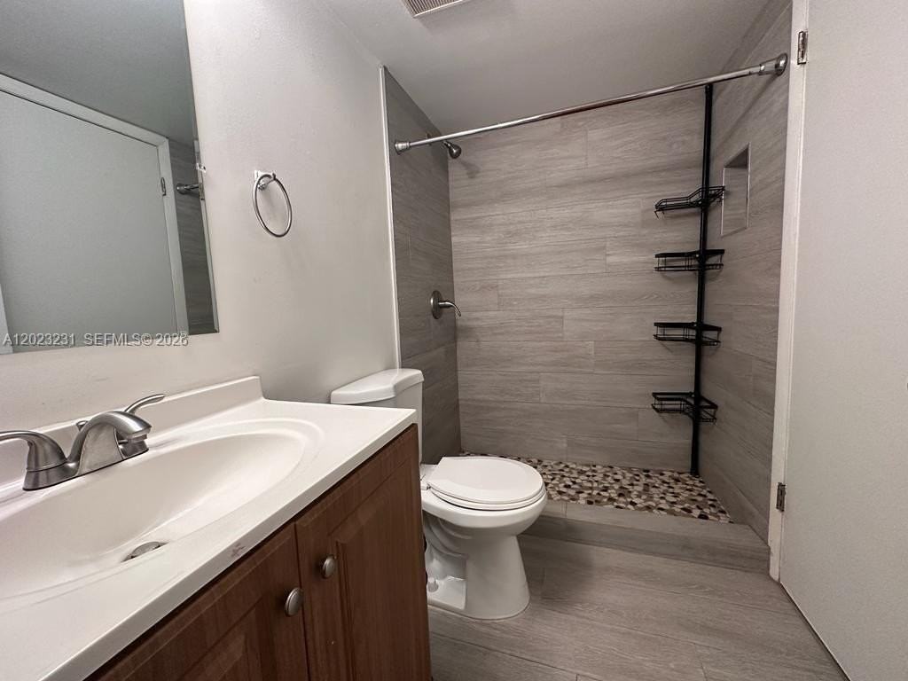 9934 Nob Hill Pl #9934 - Photo 4 of 15