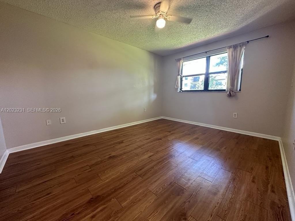 9934 Nob Hill Pl #9934 - Photo 6 of 15