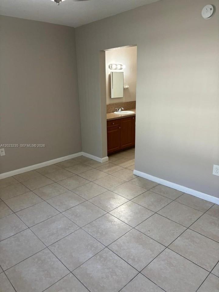 3050 S Dixie Hwy #203 - Photo 6 of 10