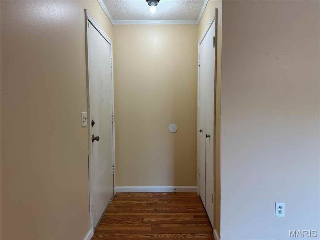 452 Chapel Ridge Dr #H - Photo 5 of 33
