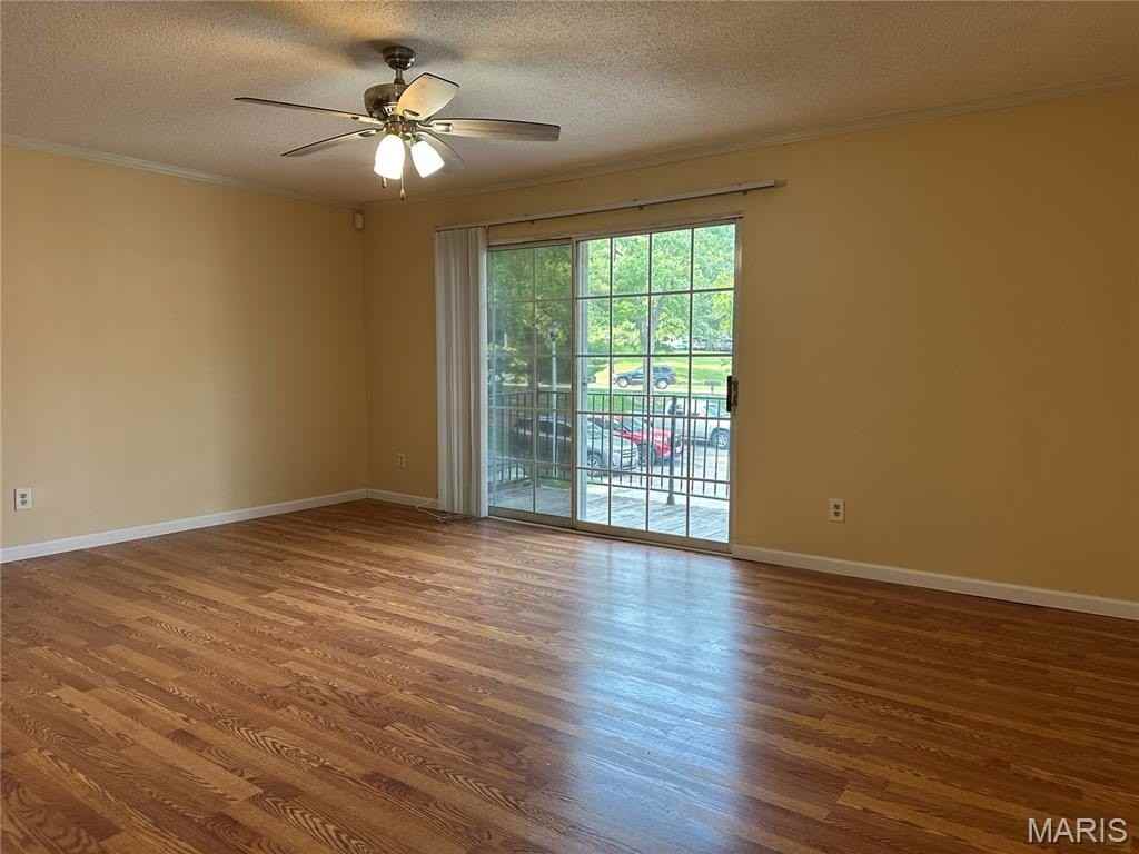 452 Chapel Ridge Dr #H - Photo 6 of 33