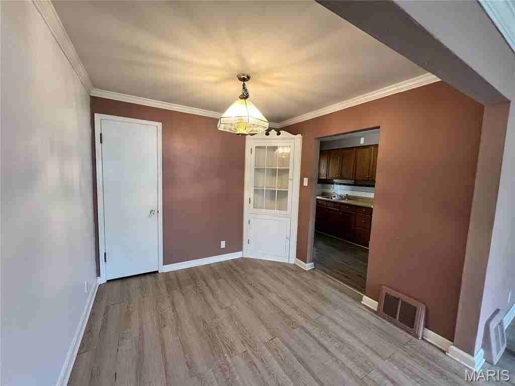 1208 Rapid Dr - Photo 7 of 17