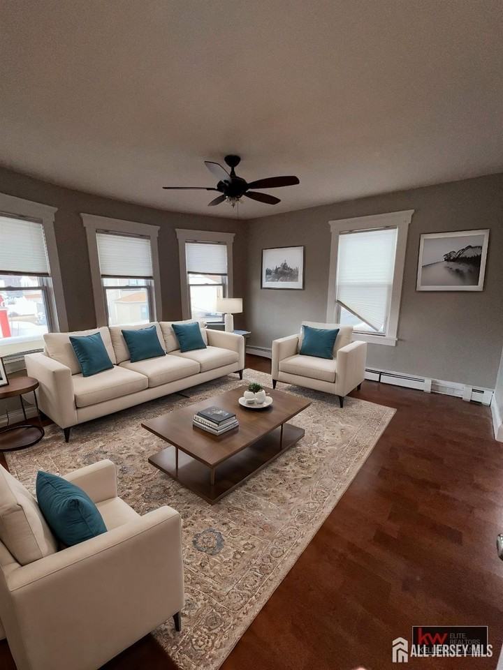 156 Holly St - Photo 5 of 7