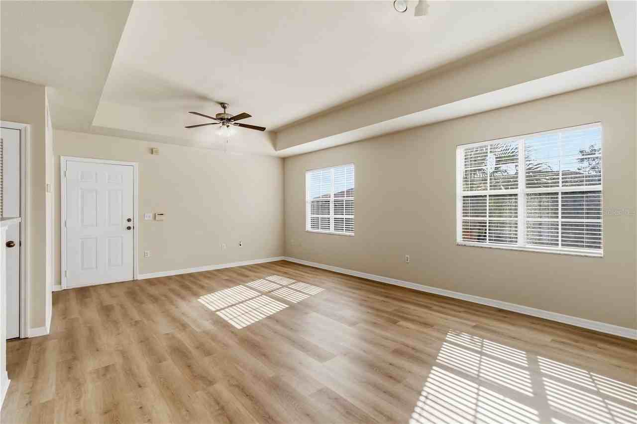 1025 Villagio Cir #204 - Photo 7 of 39