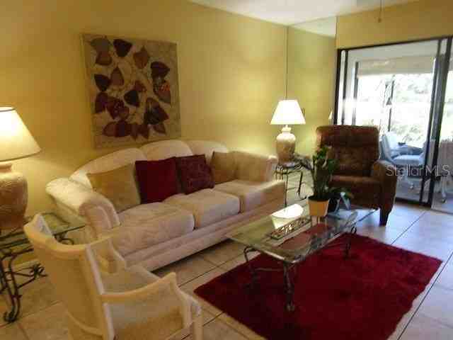 255 Mission Trl S #E - Photo 4 of 22