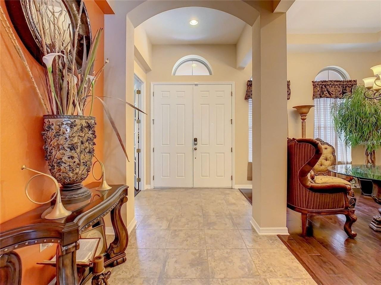 600 Stone Oak Dr - Photo 4 of 46