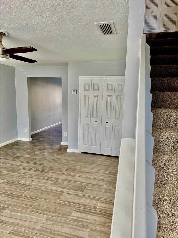 604 Casa Park Court A - Photo 4 of 33