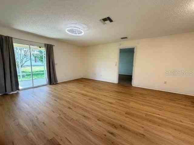 9523 Se 168th Maplesong Ln - Photo 5 of 23