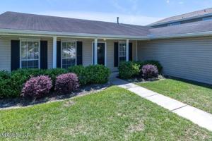 featured image of 16222 Saddle Dr