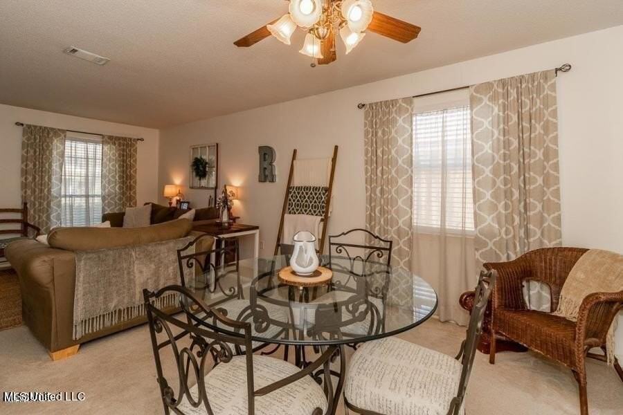 16222 Saddle Dr - Photo 7 of 29
