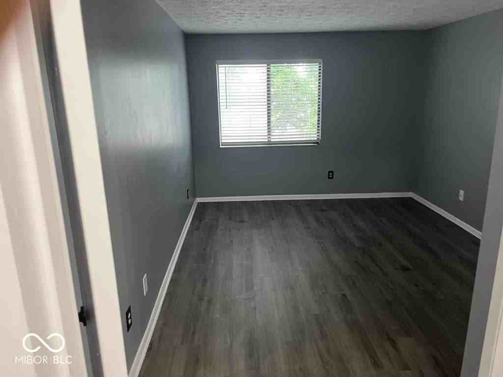 4351 Village Parkway Cir W #7 - Photo 6 of 9