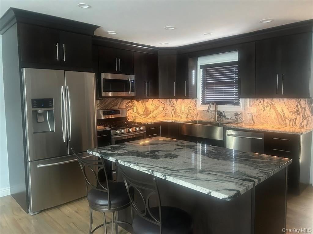 113 Alicia Dr - Photo 6 of 21