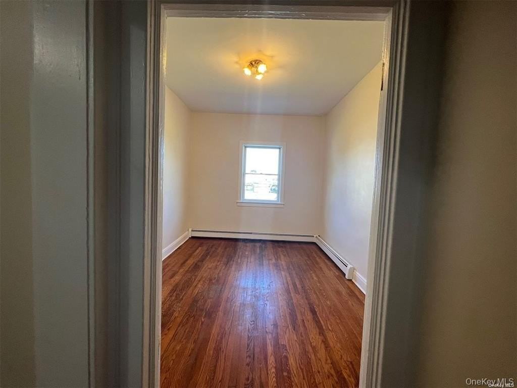 68 Jerusalem Ave - Photo 6 of 10