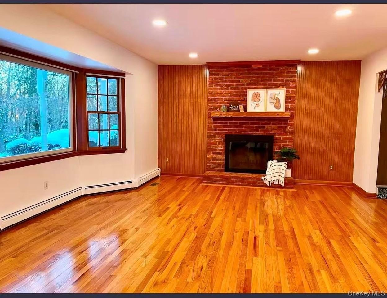 214 Old Town Rd - Photo 2 of 18
