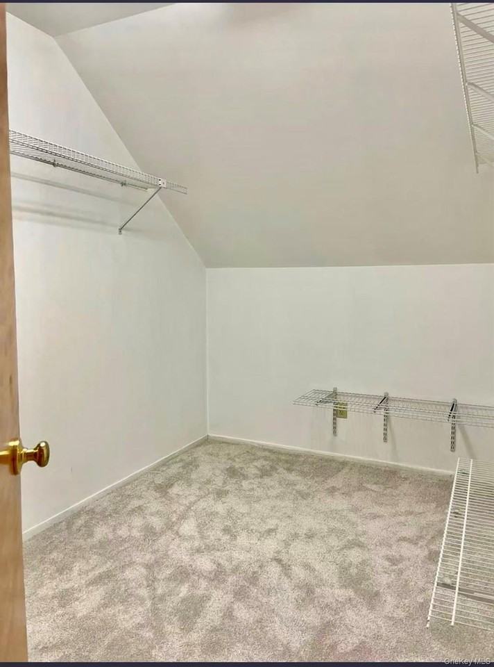 214 Old Town Rd - Photo 7 of 18