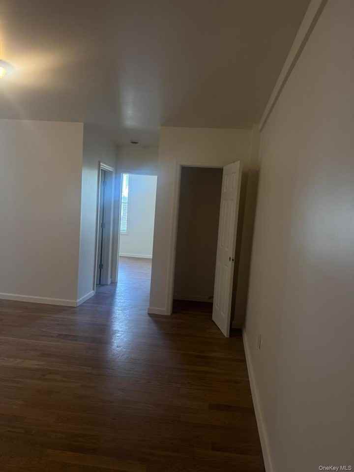 40 Caryl Ave - Photo 3 of 11
