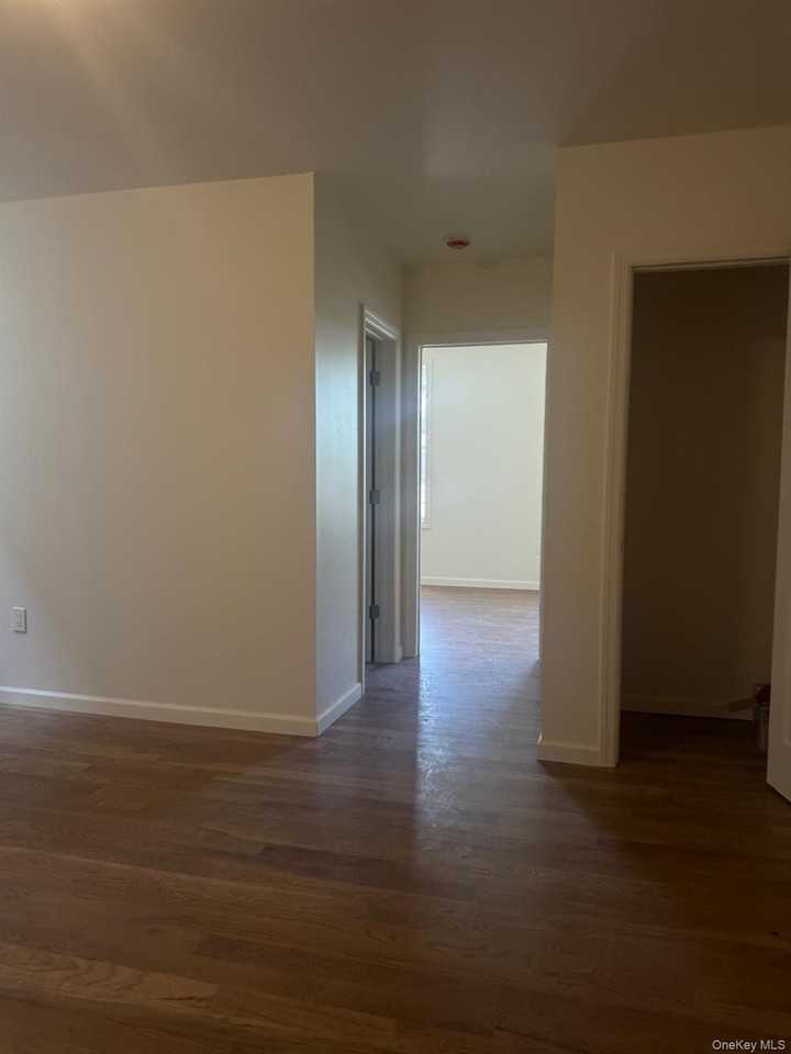 40 Caryl Ave - Photo 6 of 11