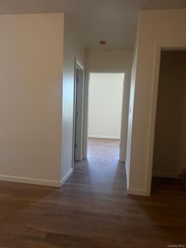 40 Caryl Ave - Photo 7 of 11