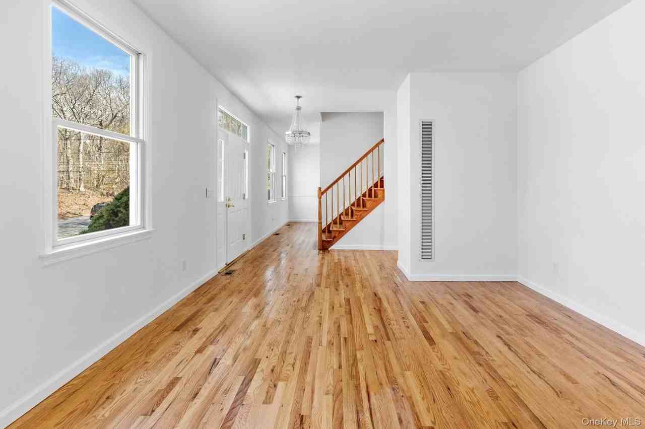 1871 Edwards Ave - Photo 5 of 29