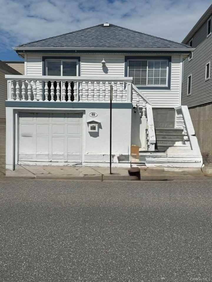 69 Illinois Ave