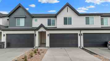 featured image of 655 Ne