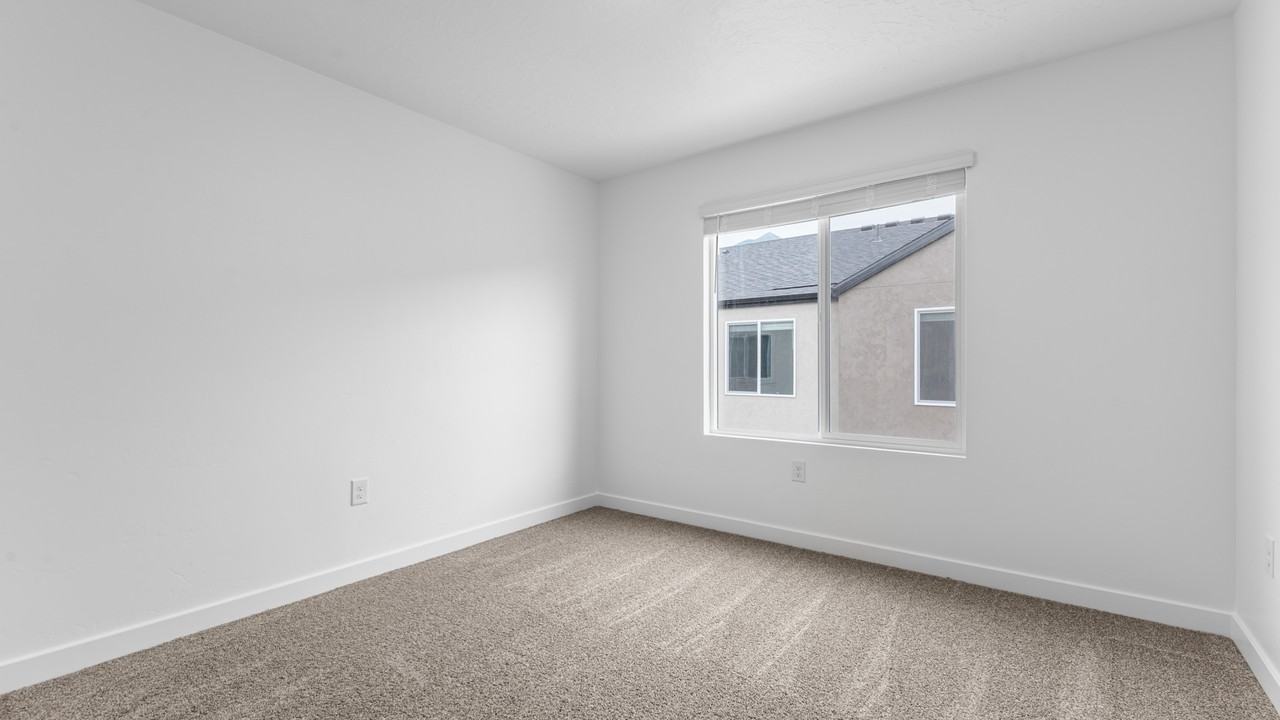 655 Ne - Photo 4 of 21