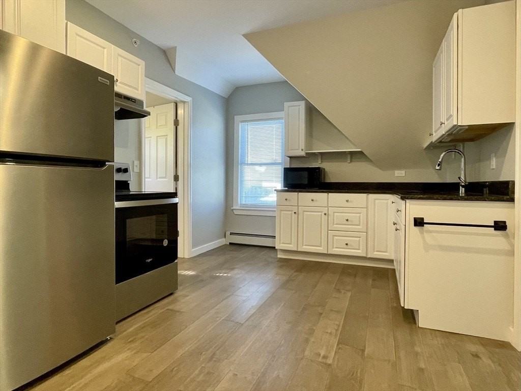 118 Vernon St #4 - Photo 2 of 12