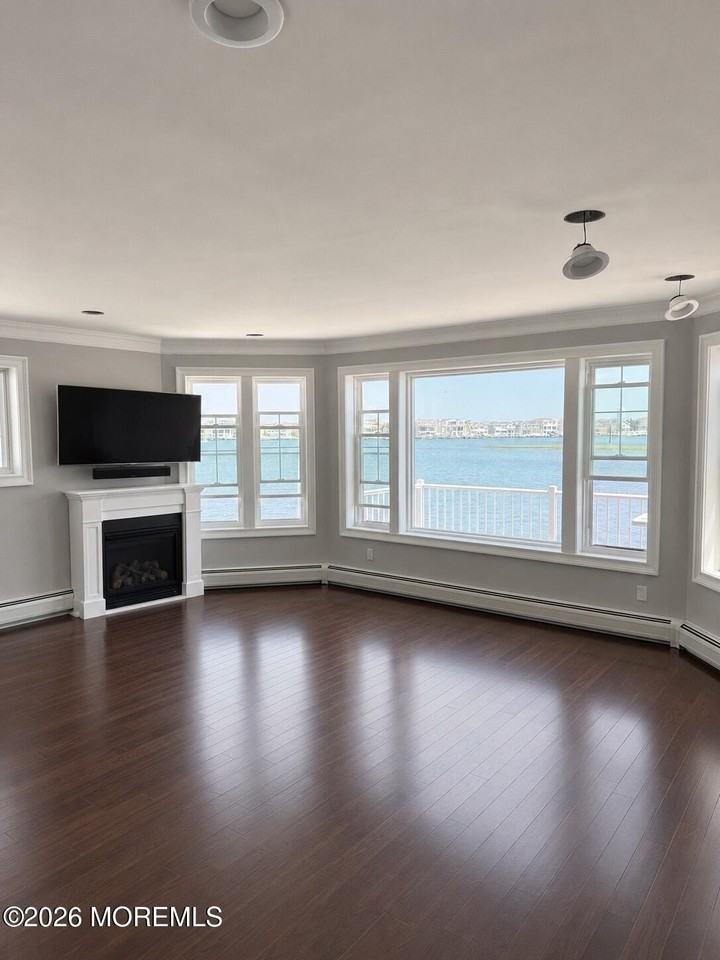 34 Harborside Dr E - Photo 6 of 18