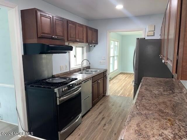 31 Chain Blvd - Photo 6 of 18