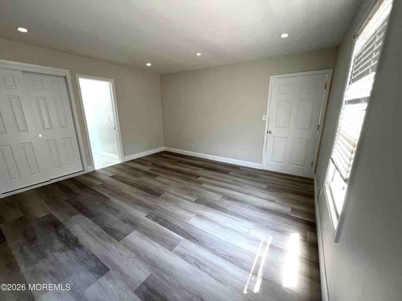 32 Washington St - Photo 7 of 16