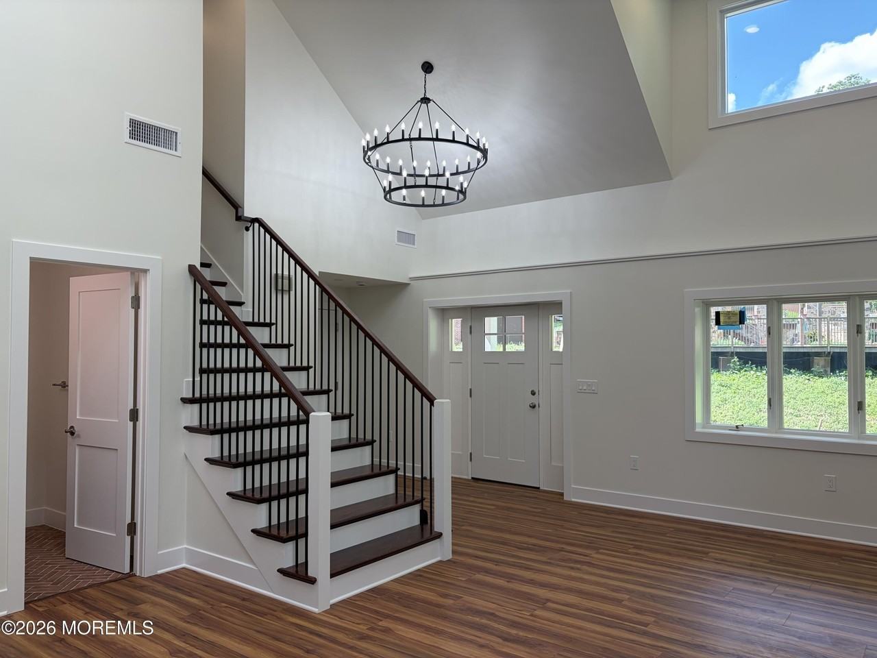 13 Martha Blvd - Photo 6 of 18