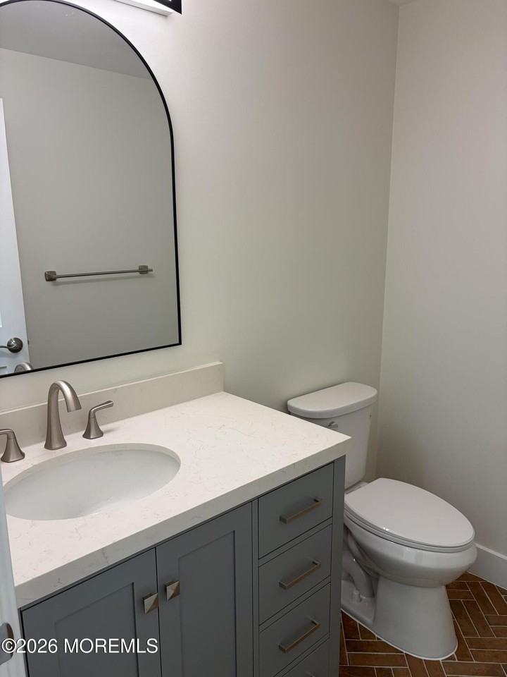 13 Martha Blvd - Photo 7 of 18