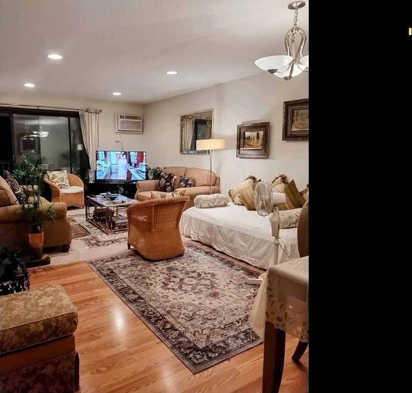 239 Gregory St #13 - Photo 5 of 11