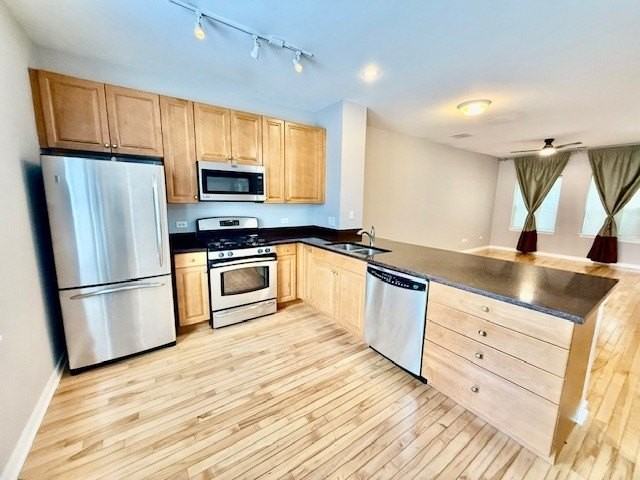 1138 W Washburne Ave #1138 - Photo 5 of 18